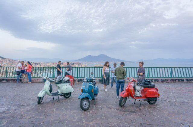 Italien Neapel Vespa Tour